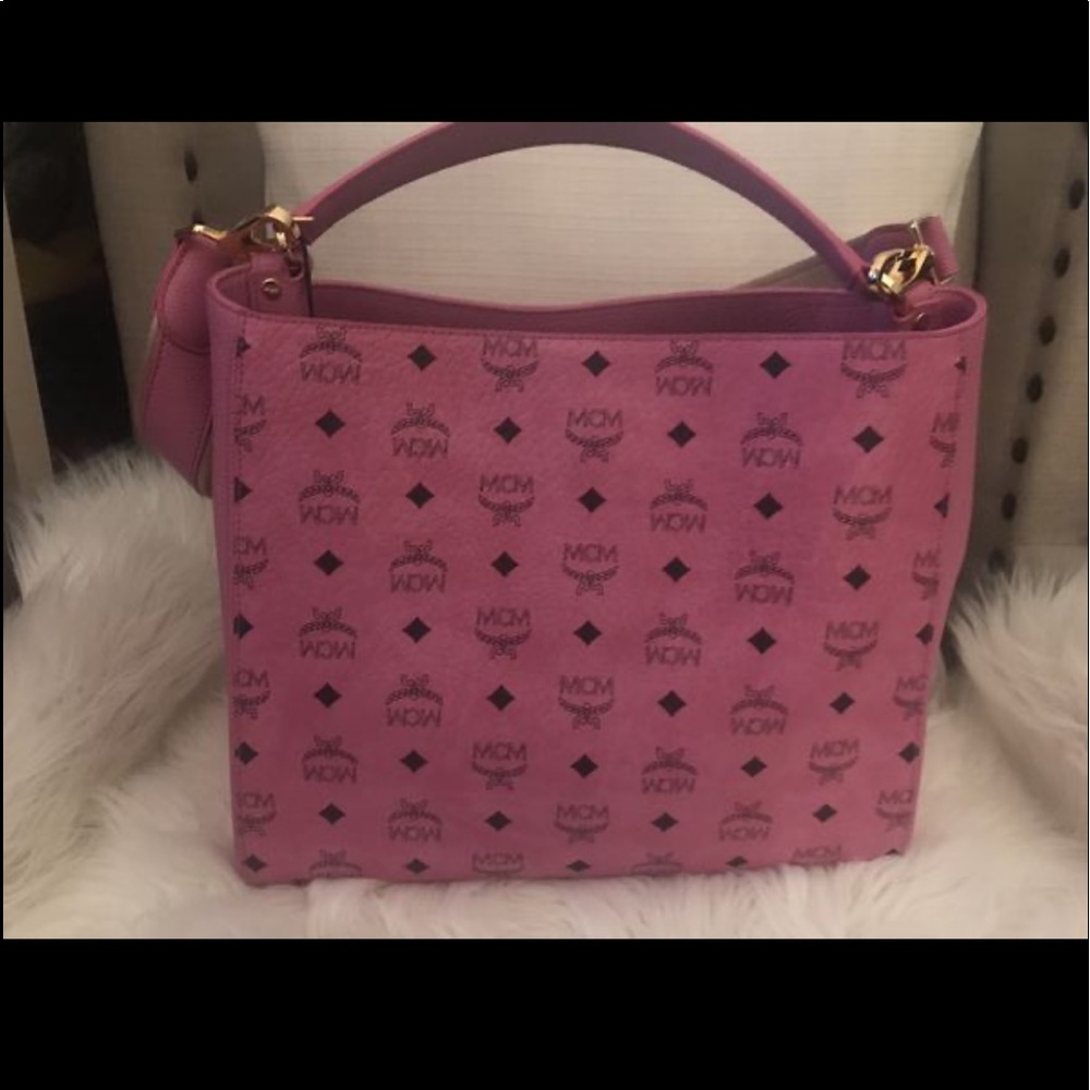 MCM SARAH PURSE 👜